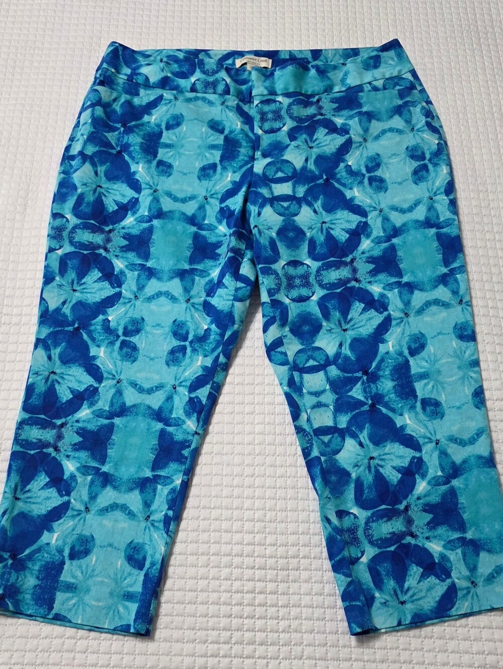 Coldwater Creek Blue Floral-Print Capri Pants